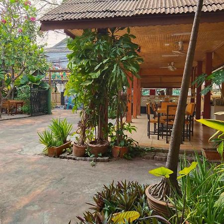 The Shire Guesthouse Chiang Mai Zewnętrze zdjęcie